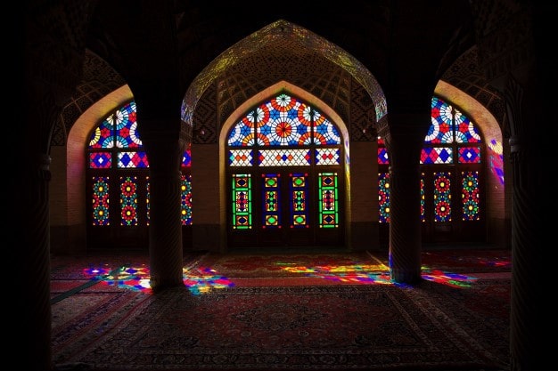 ترجمه فارسی به انگلیسی شیراز