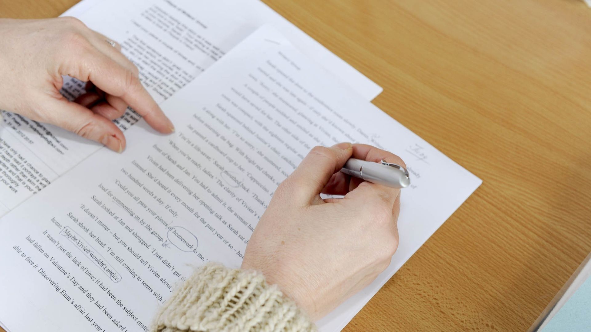 ویراستاری چیست؟ | ایران تایپیست